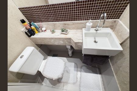 Casa à venda com 93m², 3 quartos e 1 vagaLavabo