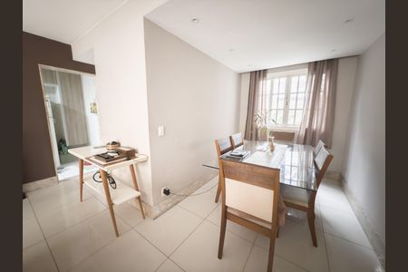 Casa à venda com 93m², 3 quartos e 1 vagaSala