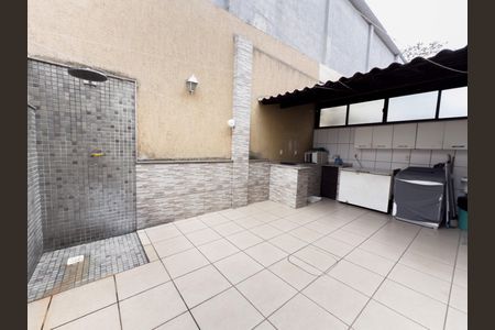 Casa à venda com 93m², 3 quartos e 1 vagaÁrea de Serviço