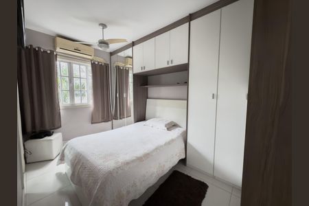 Casa à venda com 93m², 3 quartos e 1 vaga Suíte