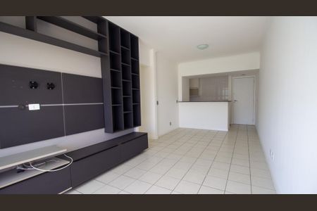 Apartamento à venda com 90m², 3 quartos e 2 vagasSala