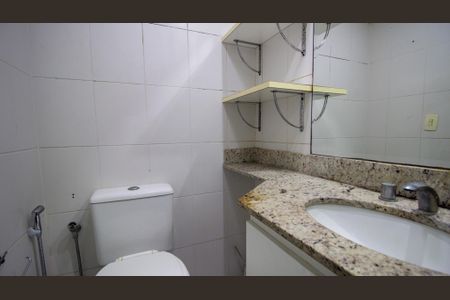 Apartamento à venda com 90m², 3 quartos e 2 vagasBanheiro Social