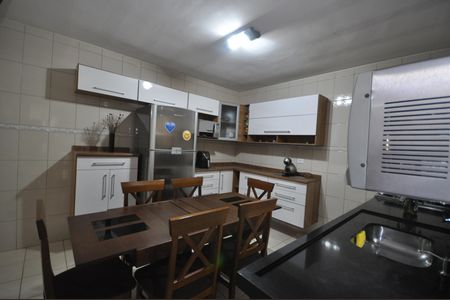 Casa à venda com 150m², 3 quartos e 4 vagasCozinha