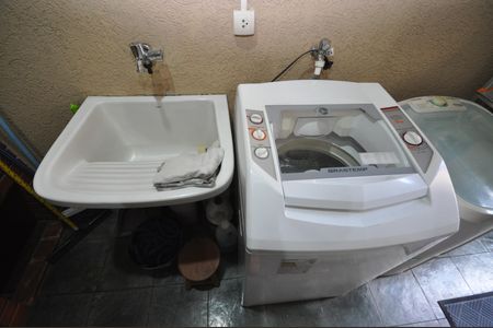 Casa à venda com 150m², 3 quartos e 4 vagasÁrea de Serviço