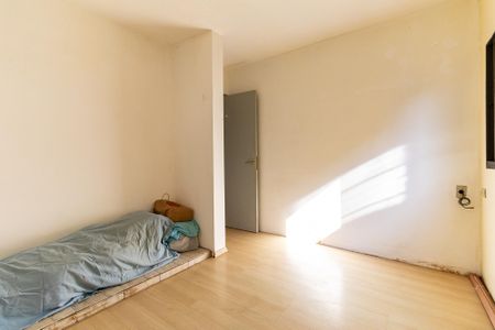 Casa à venda com 276m², 4 quartos e 4 vagas Casa à venda com 276m², 4 quartos e 4 vagasQuarto 2