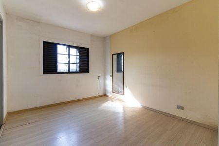 Casa à venda com 276m², 4 quartos e 4 vagas Casa à venda com 276m², 4 quartos e 4 vagasSuíte 2
