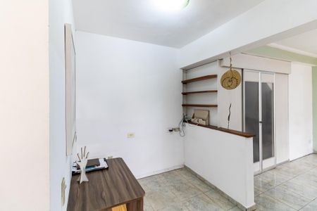 Casa à venda com 276m², 4 quartos e 4 vagas Casa à venda com 276m², 4 quartos e 4 vagasEscritório