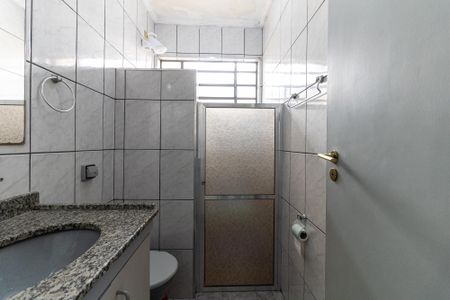 Casa à venda com 276m², 4 quartos e 4 vagas Casa à venda com 276m², 4 quartos e 4 vagasBanheiro Social