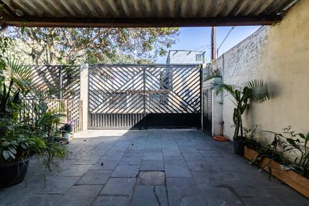 Casa à venda com 276m², 4 quartos e 4 vagas Casa à venda com 276m², 4 quartos e 4 vagasGaragem