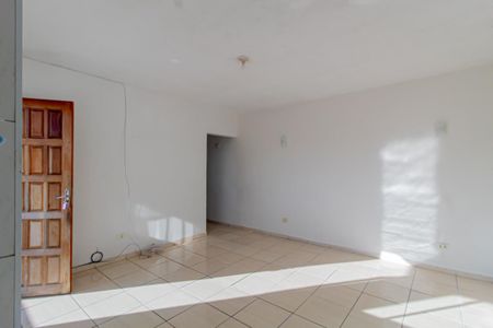 Casa para alugar com 70m², 2 quartos e sem vaga Casa para alugar com 70m², 2 quartos e sem vagaSala