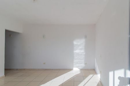 Casa para alugar com 70m², 2 quartos e sem vaga Casa para alugar com 70m², 2 quartos e sem vagaSala