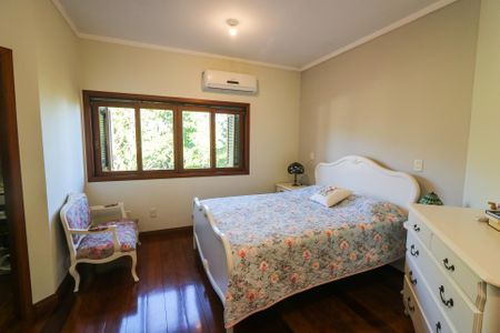 Casa de condomínio à venda com 300m², 4 quartos e 1 vagaSuíte 1