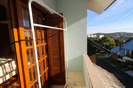 Casa de condomínio à venda com 300m², 4 quartos e 1 vagaSacada do Quarto 1