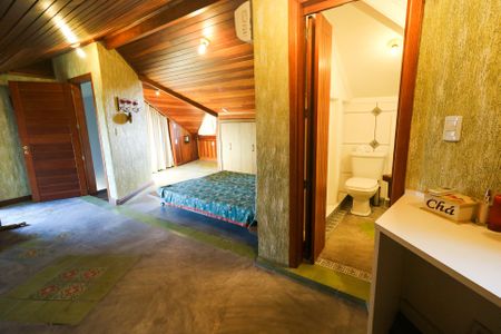 Casa de condomínio à venda com 300m², 4 quartos e 1 vagaSuíte 2