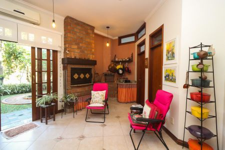 Varanda de casa de condomínio à venda com 4 quartos, 300m² em Cavalhada, Porto Alegre