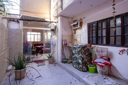 Casa para alugar com 340m², 1 quarto e sem vaga Casa para alugar com 340m², 1 quarto e sem vagaÁrea de Serviço