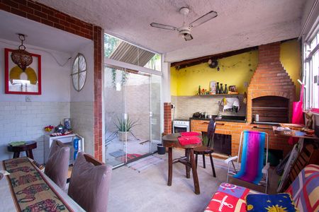 Casa para alugar com 340m², 1 quarto e sem vaga Casa para alugar com 340m², 1 quarto e sem vagaÁrea gourmet