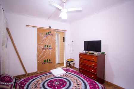 Casa para alugar com 340m², 1 quarto e sem vaga Casa para alugar com 340m², 1 quarto e sem vagaSuíte