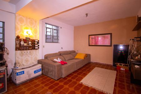 Casa para alugar com 340m², 1 quarto e sem vaga Casa para alugar com 340m², 1 quarto e sem vagaSala