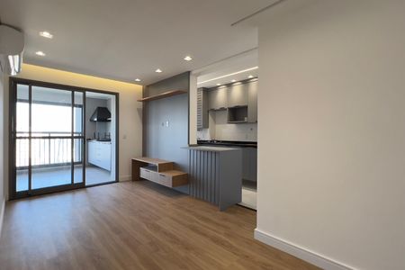 Apartamento para alugar com 68m², 2 quartos e 1 vaga Apartamento para alugar com 68m², 2 quartos e 1 vagaSala