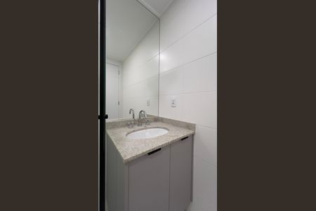 Apartamento para alugar com 68m², 2 quartos e 1 vaga Apartamento para alugar com 68m², 2 quartos e 1 vagaBanheiro