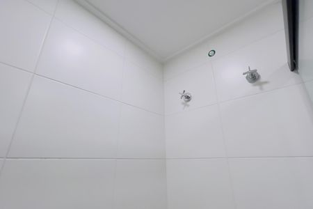 Apartamento para alugar com 68m², 2 quartos e 1 vaga Apartamento para alugar com 68m², 2 quartos e 1 vagaBanheiro da Suíte