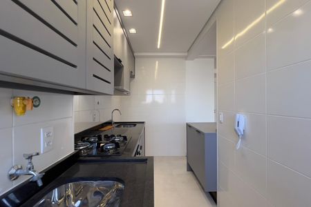 Apartamento para alugar com 68m², 2 quartos e 1 vaga Apartamento para alugar com 68m², 2 quartos e 1 vagaCozinha e Área de Serviço