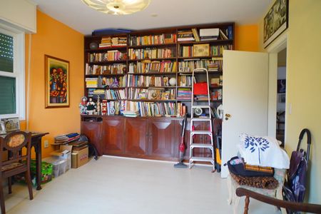 Casa à venda com 425m², 5 quartos e 2 vagasQuarto 1