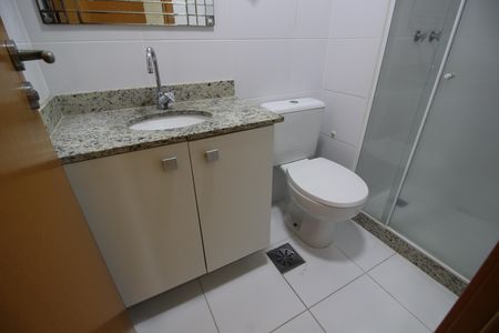 Apartamento para alugar com 92m², 3 quartos e 1 vagaSuíte 3 - Banheiro