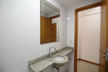 Apartamento para alugar com 92m², 3 quartos e 1 vagaLavabo