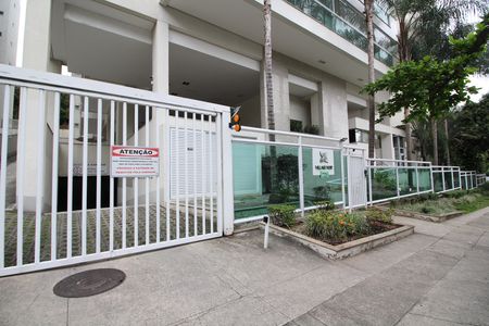 Apartamento para alugar com 92m², 3 quartos e 1 vagaFachada