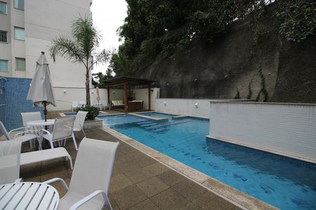 Apartamento para alugar com 92m², 3 quartos e 1 vagaPiscina
