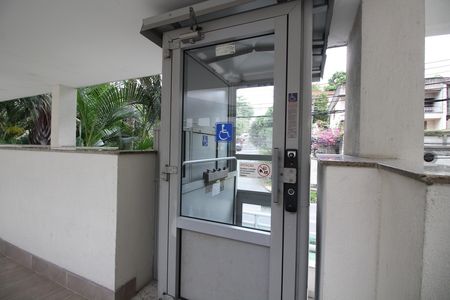 Apartamento para alugar com 92m², 3 quartos e 1 vagaElevador PCD