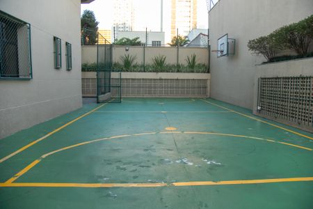 Apartamento à venda com 220m², 3 quartos e 3 vagas Apartamento à venda com 220m², 3 quartos e 3 vagasÁrea comum