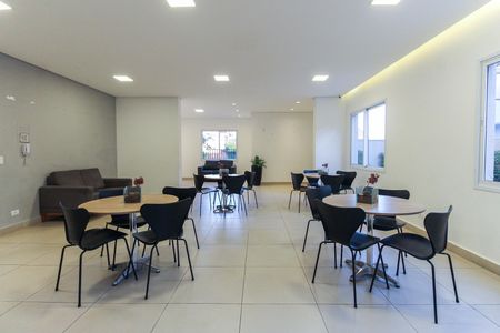 Apartamento à venda com 38m², 2 quartos e sem vagaÁrea comum - Salão de festas