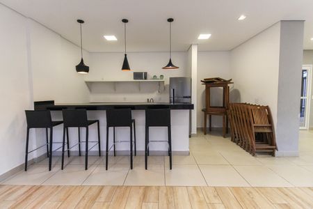 Apartamento à venda com 38m², 2 quartos e sem vagaÁrea comum - Salão de festas