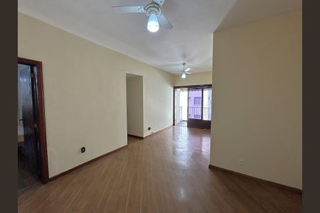 Apartamento à venda com 107m², 3 quartos e 1 vagaSala