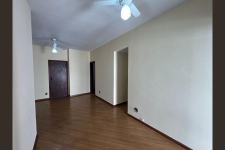 Apartamento à venda com 107m², 3 quartos e 1 vagaSala