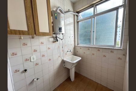 Apartamento à venda com 107m², 3 quartos e 1 vagaÁrea de Serviço