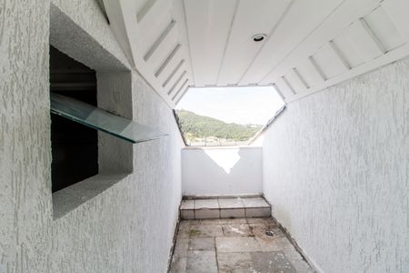 Casa de condomínio para alugar com 1700m², 6 quartos e 10 vagasVaranda da Suíte 4