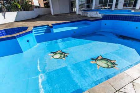 Casa de condomínio para alugar com 1700m², 6 quartos e 10 vagasPiscina