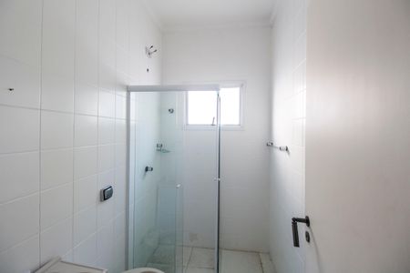 Casa de condomínio para alugar com 1700m², 6 quartos e 10 vagasBanheiro