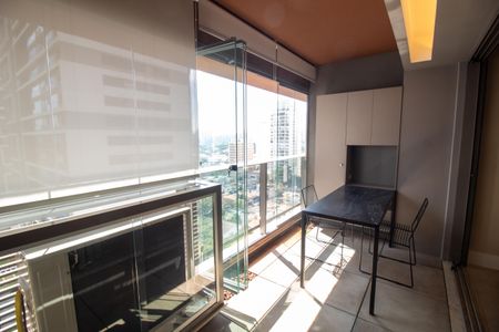 Varanda de kitnet/studio à venda com 1 quarto, 43m² em Cidade Monções, São Paulo