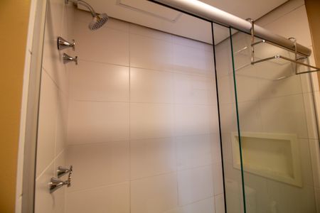 Banheiro de kitnet/studio à venda com 1 quarto, 43m² em Cidade Monções, São Paulo