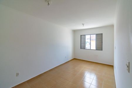Casa para alugar com 90m², 2 quartos e 2 vagasQuarto 1