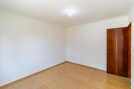 Casa para alugar com 90m², 2 quartos e 2 vagasQuarto 2