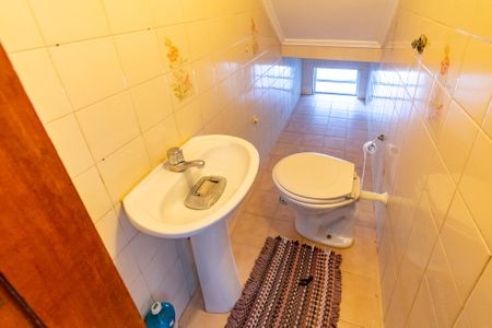 Casa para alugar com 90m², 2 quartos e 2 vagasLavabo