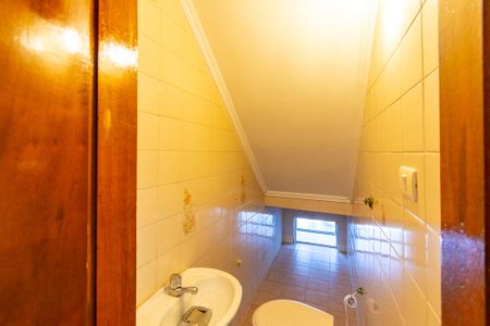 Casa para alugar com 90m², 2 quartos e 2 vagasLavabo