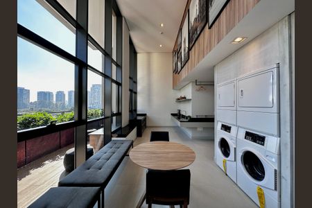 Studio à venda com 25m², 0 quarto e sem vagaÁrea comum