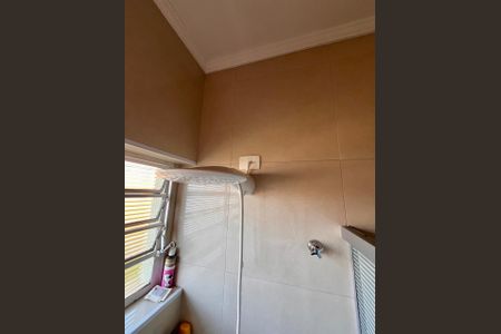 Casa para alugar com 247m², 4 quartos e 6 vagasBanheiro da Suíte